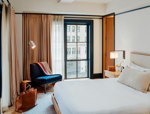 Cass King One Bedroom Bed