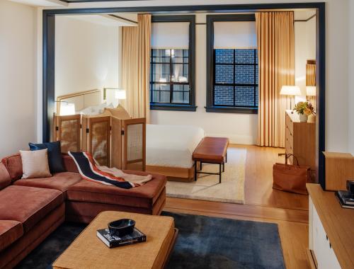 Loft King Living Area
