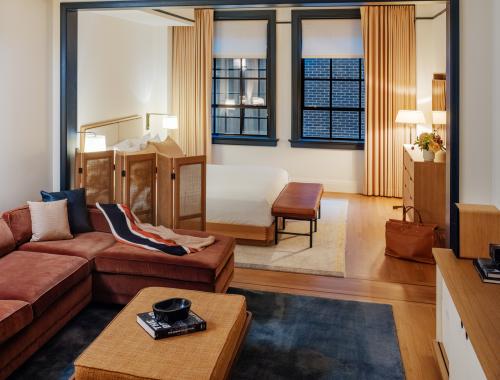 Loft King Living Area