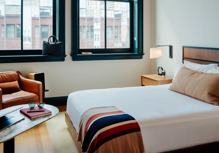 Study King Bed