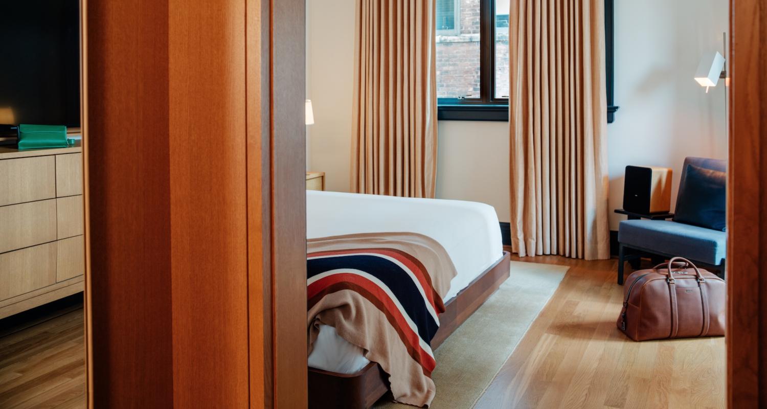 Study King Terrace Bed