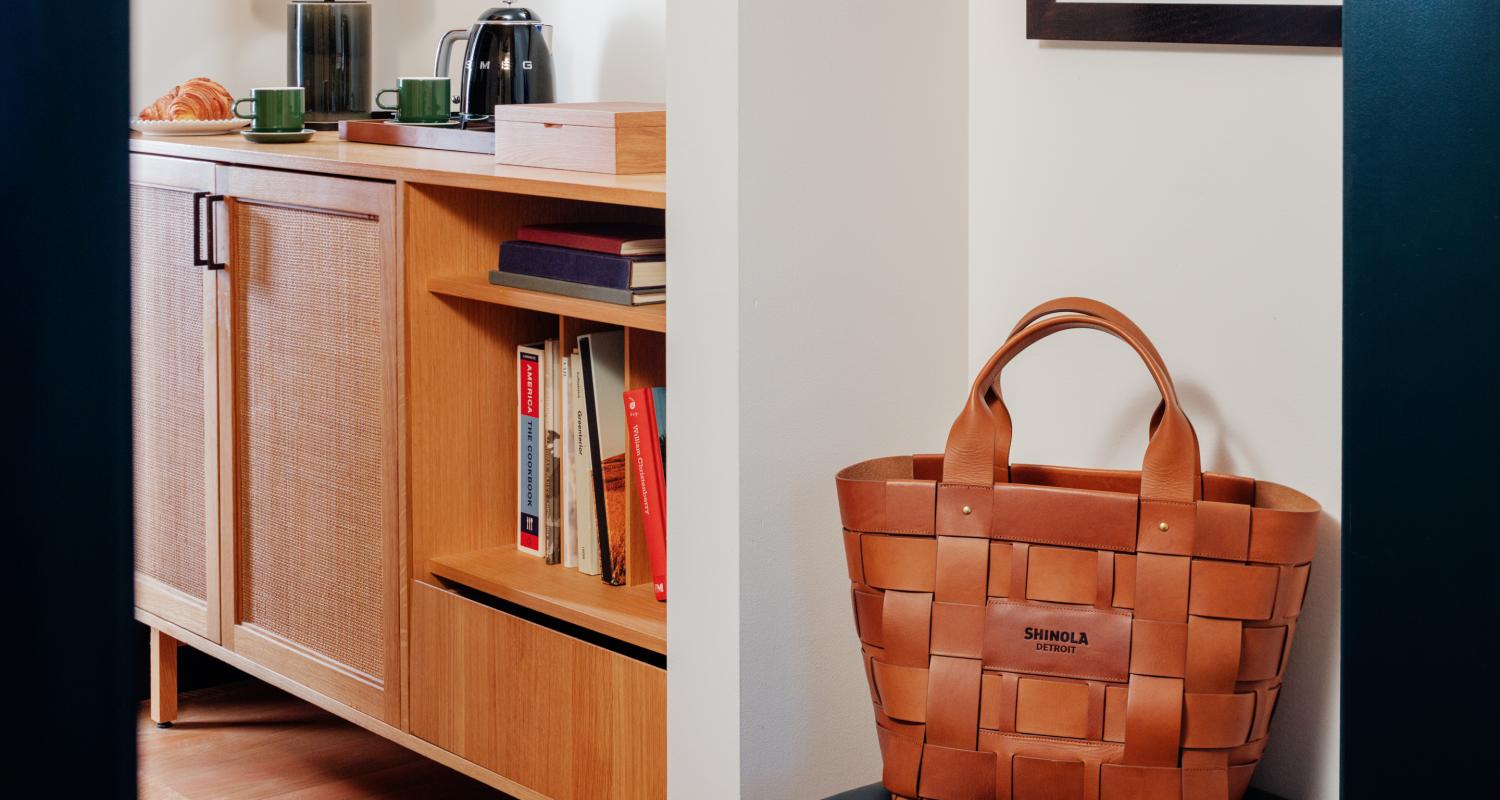 Study King Entryway