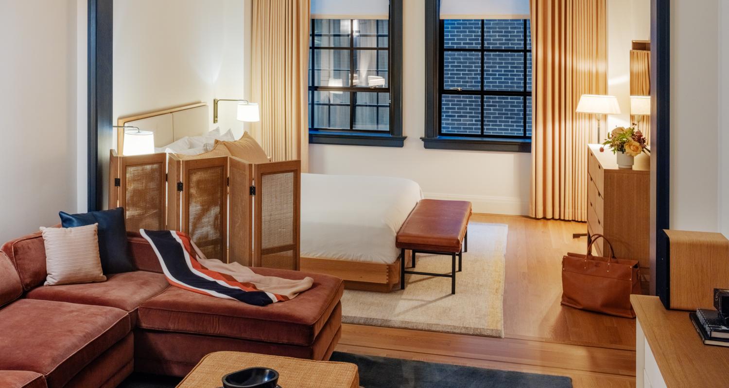 Loft King Living Area