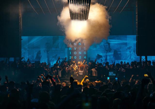 DJ Holographic set in Amsterdam nightclub